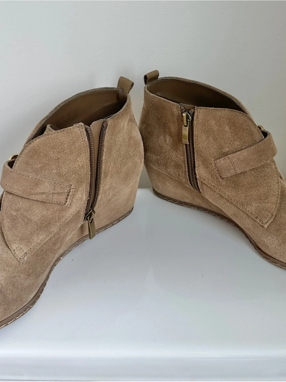Franco Sarto Amerosa Buckle Wedge Bootie Tan Suede Size 9